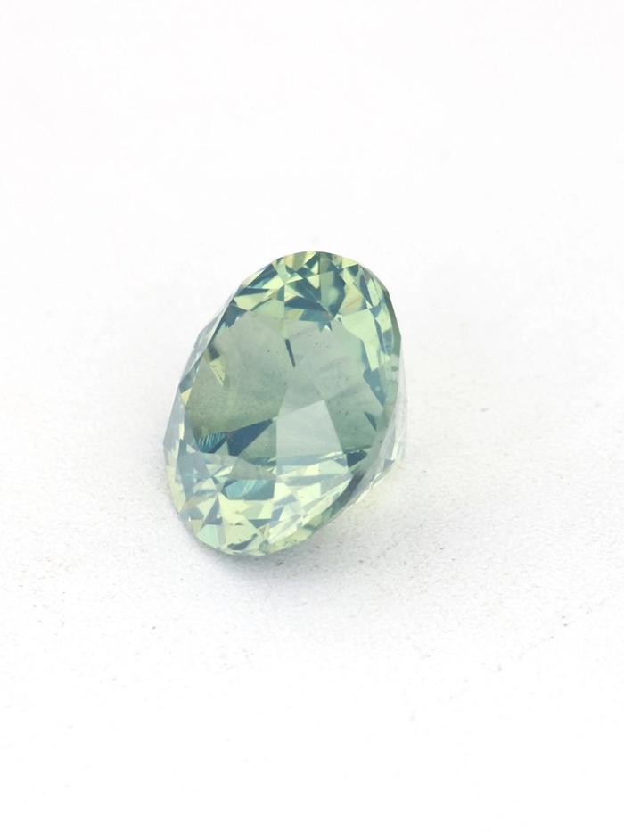 Nangi fine jewelry - green gemstone in gold