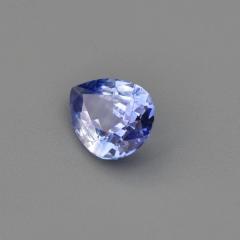 Nangi fine jewelry - blue sapphire gemstone in gold