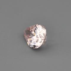 Nangi fine jewelry - pink gemstone in gold