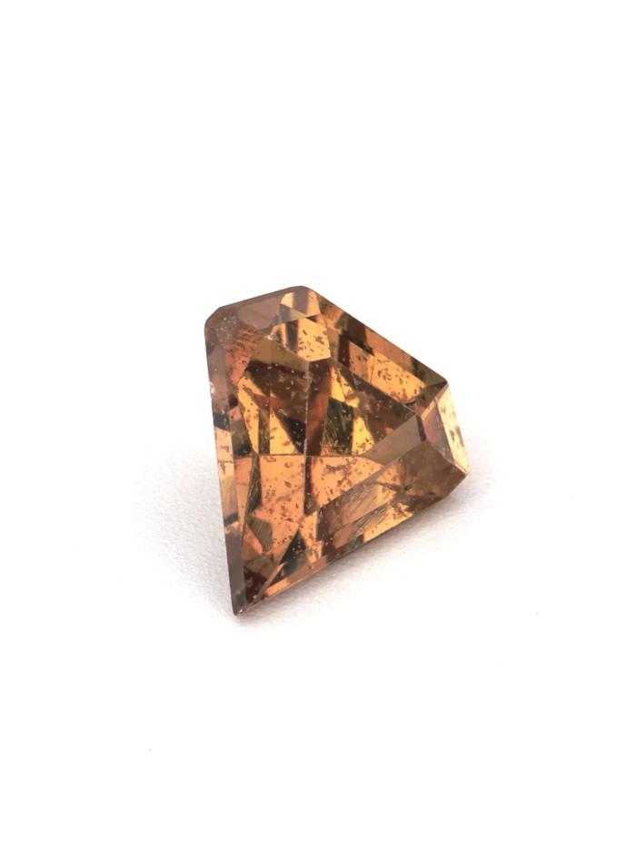 Nangi fine jewelry - champagne gemstone in gold