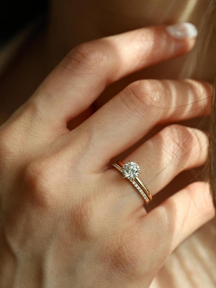 Nangi fine jewelry - white ring in gold