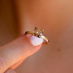 Nangi fine jewelry - ring in yellow gold