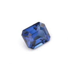 Nangi fine jewelry - blue gemstone in gold