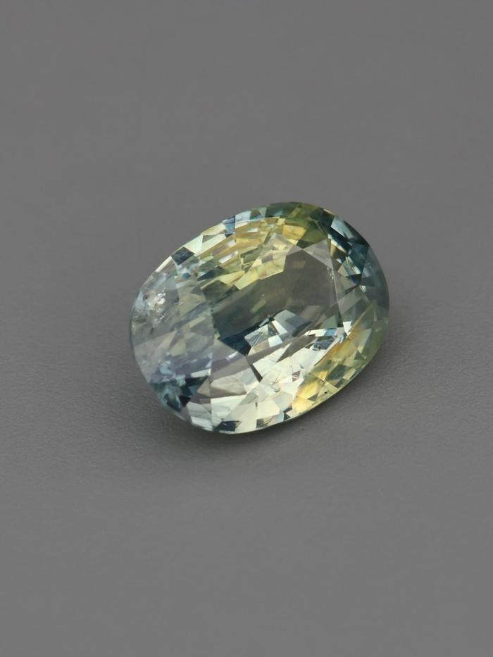 Nangi fine jewelry - yellow sapphire gemstone in gold