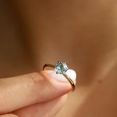 Nangi fine jewelry - grey ring in yellow gold