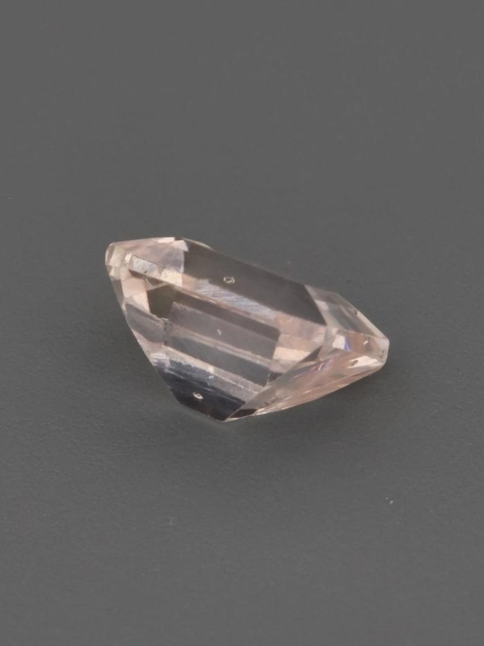 Nangi fine jewelry - champagne gemstone in gold