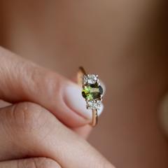 Nangi fine jewelry - green ring in gold