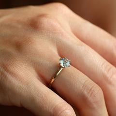 Nangi fine jewelry - grey ring in yellow gold