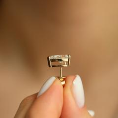 Nangi fine jewelry - white lab-grown diamond earring in gold
