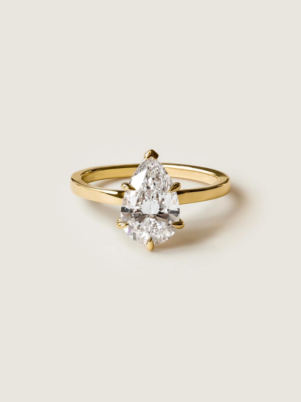 Signature Drop Diamond Ring – 2.00 Carat