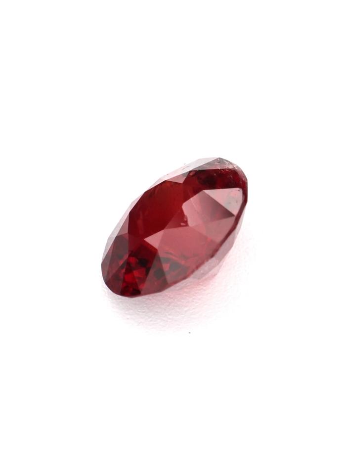 Nangi fine jewelry - red gemstone in gold
