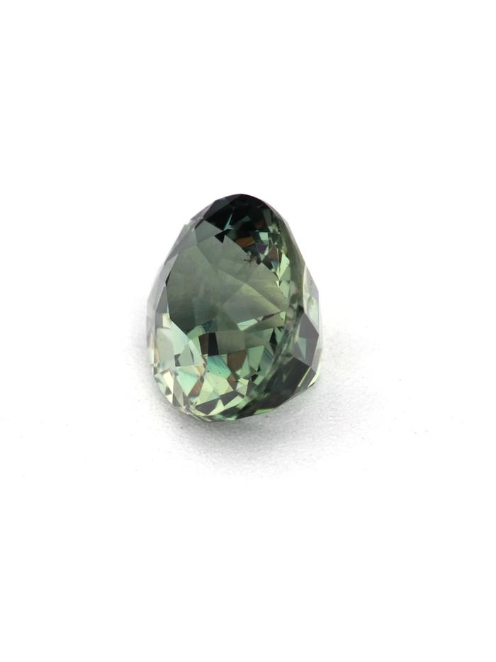 Nangi fine jewelry - green gemstone in gold