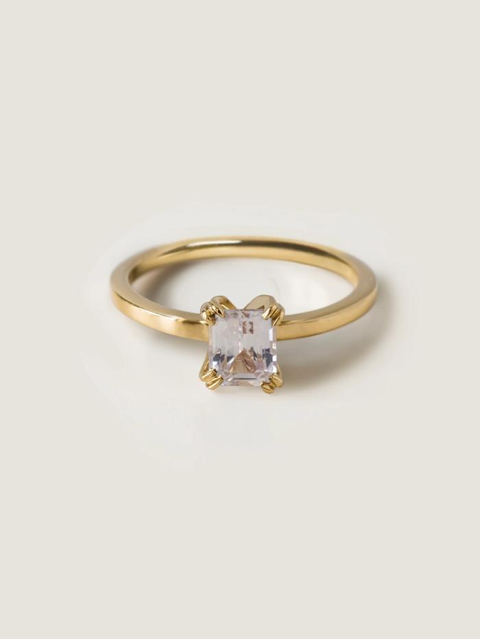 Nangi fine jewelry - pink sapphire ring in yellow gold