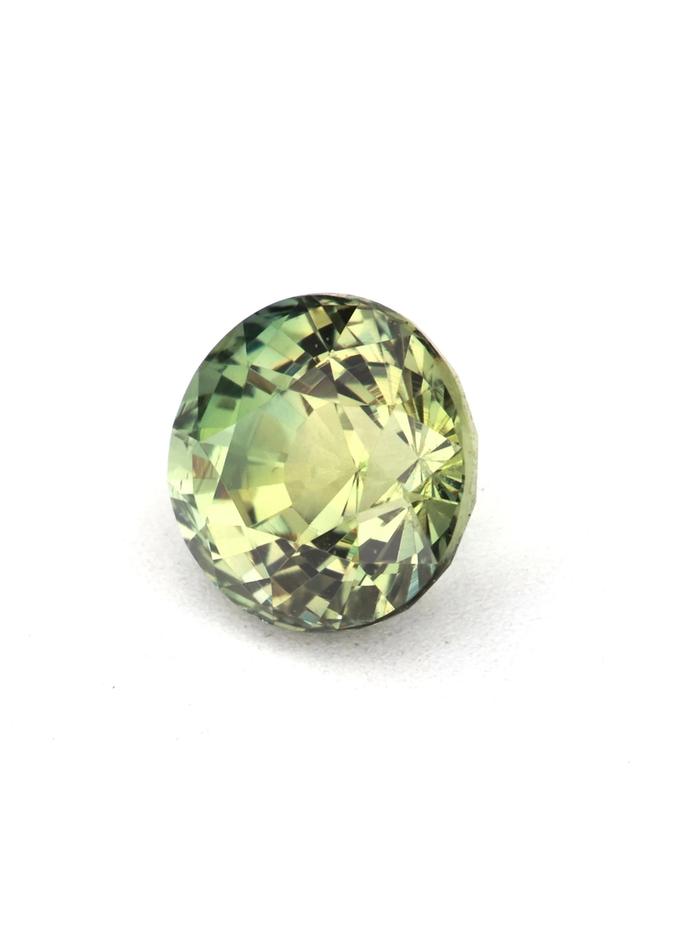 Nangi fine jewelry - green gemstone in gold
