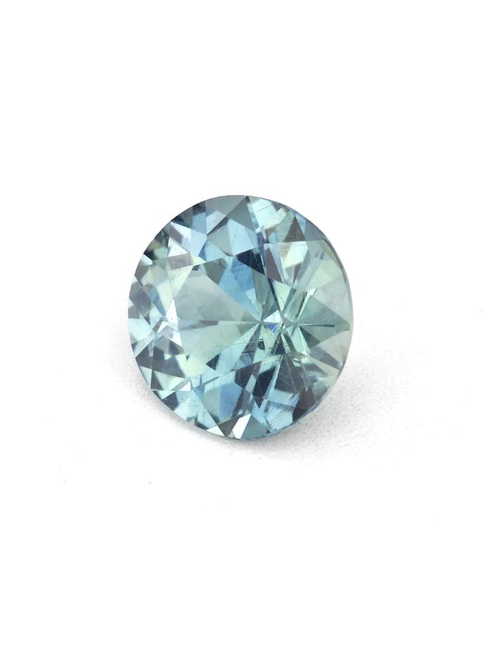 Nangi fine jewelry - green gemstone in gold
