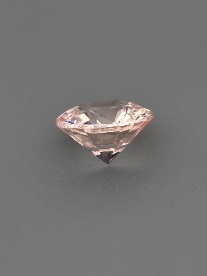 Nangi fine jewelry - champagne gemstone in gold