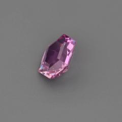 Nangi fine jewelry - pink sapphire gemstone in gold