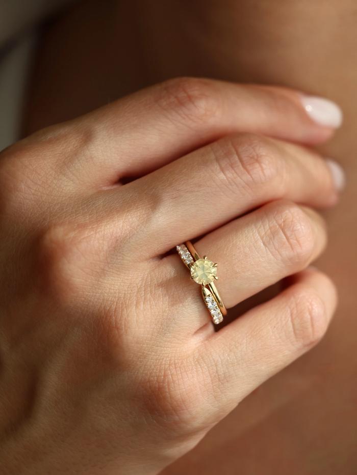 Nangi fine jewelry - yellow ring in yellow gold