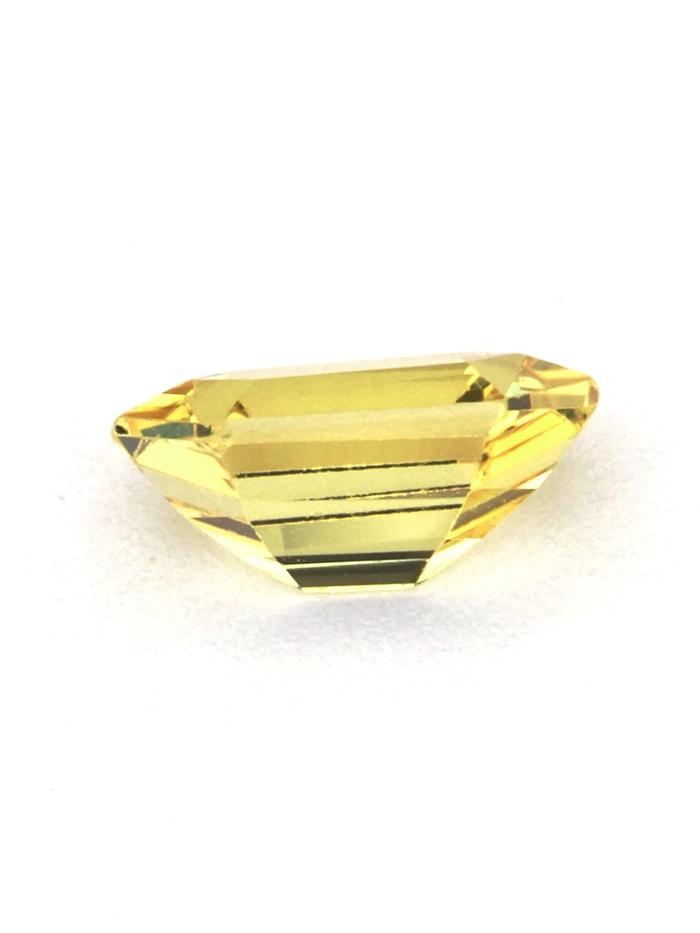Nangi fine jewelry - yellow gemstone in gold