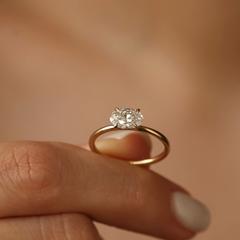 Nangi fine jewelry - white lab-grown diamond ring in gold