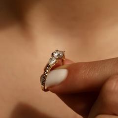 Nangi fine jewelry - white lab-grown diamond ring in gold