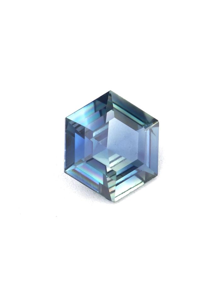 Nangi fine jewelry - teal / Peacock gemstone in gold