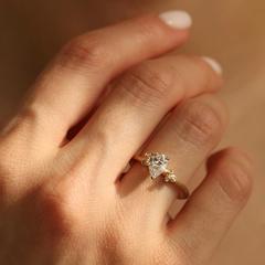 Nangi fine jewelry - ring in yellow gold