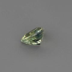 Nangi fine jewelry - green gemstone in gold