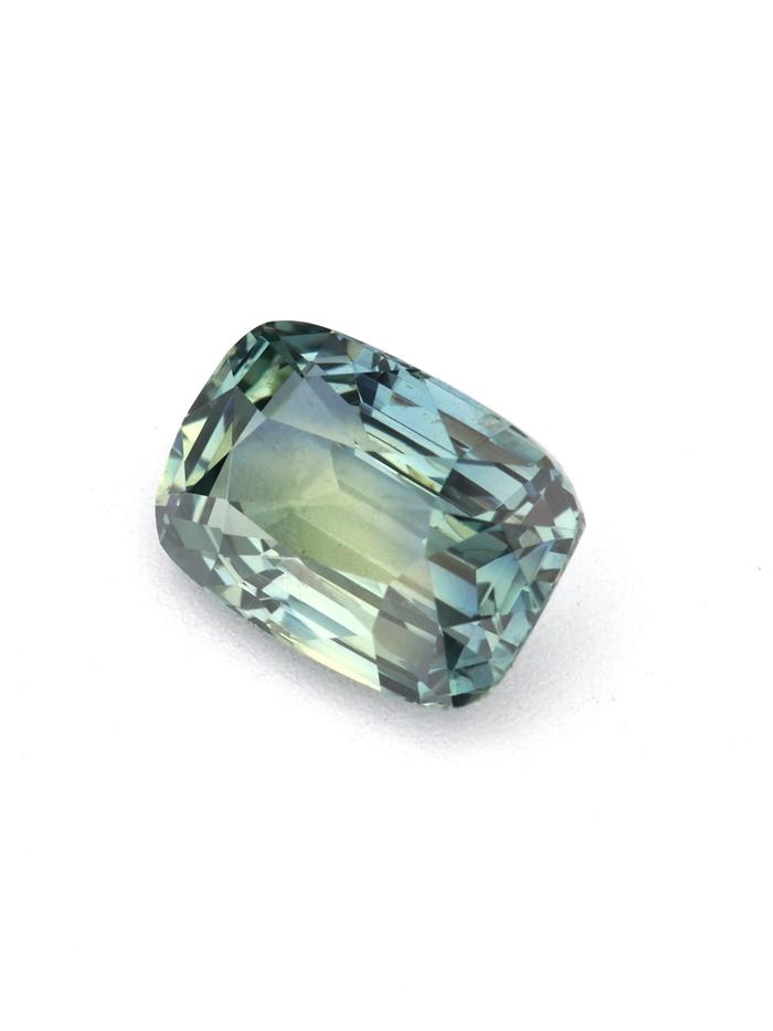Nangi fine jewelry - teal / Peacock gemstone in gold