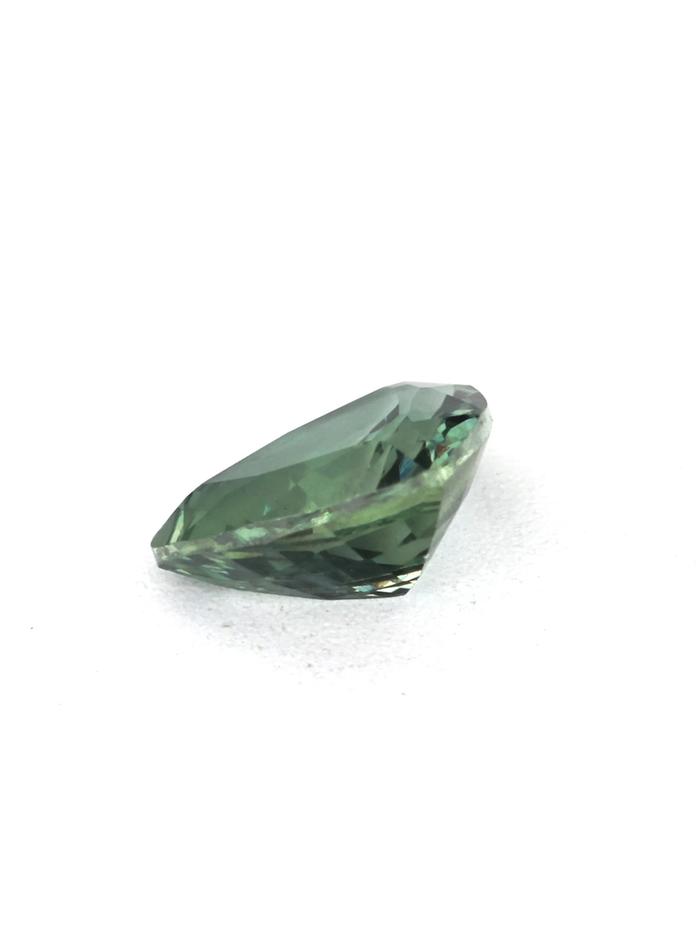 Nangi fine jewelry - green gemstone in gold