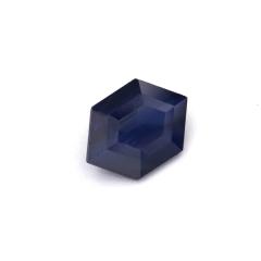 Nangi fine jewelry - blue gemstone in gold