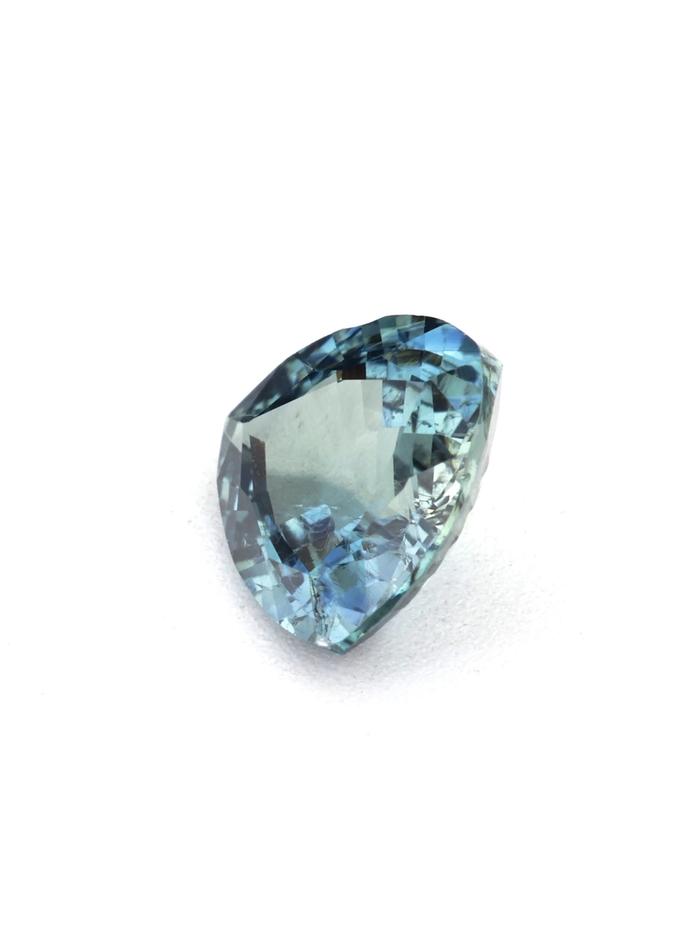 Nangi fine jewelry - blue gemstone in gold