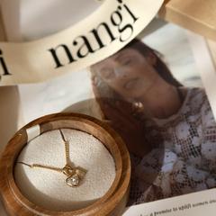 Nangi fine jewelry - pendant in gold
