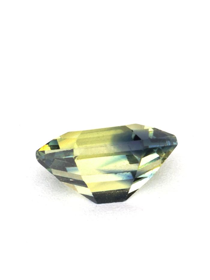 Nangi fine jewelry - teal / Peacock gemstone in gold