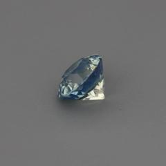 Nangi fine jewelry - green sapphire gemstone in gold