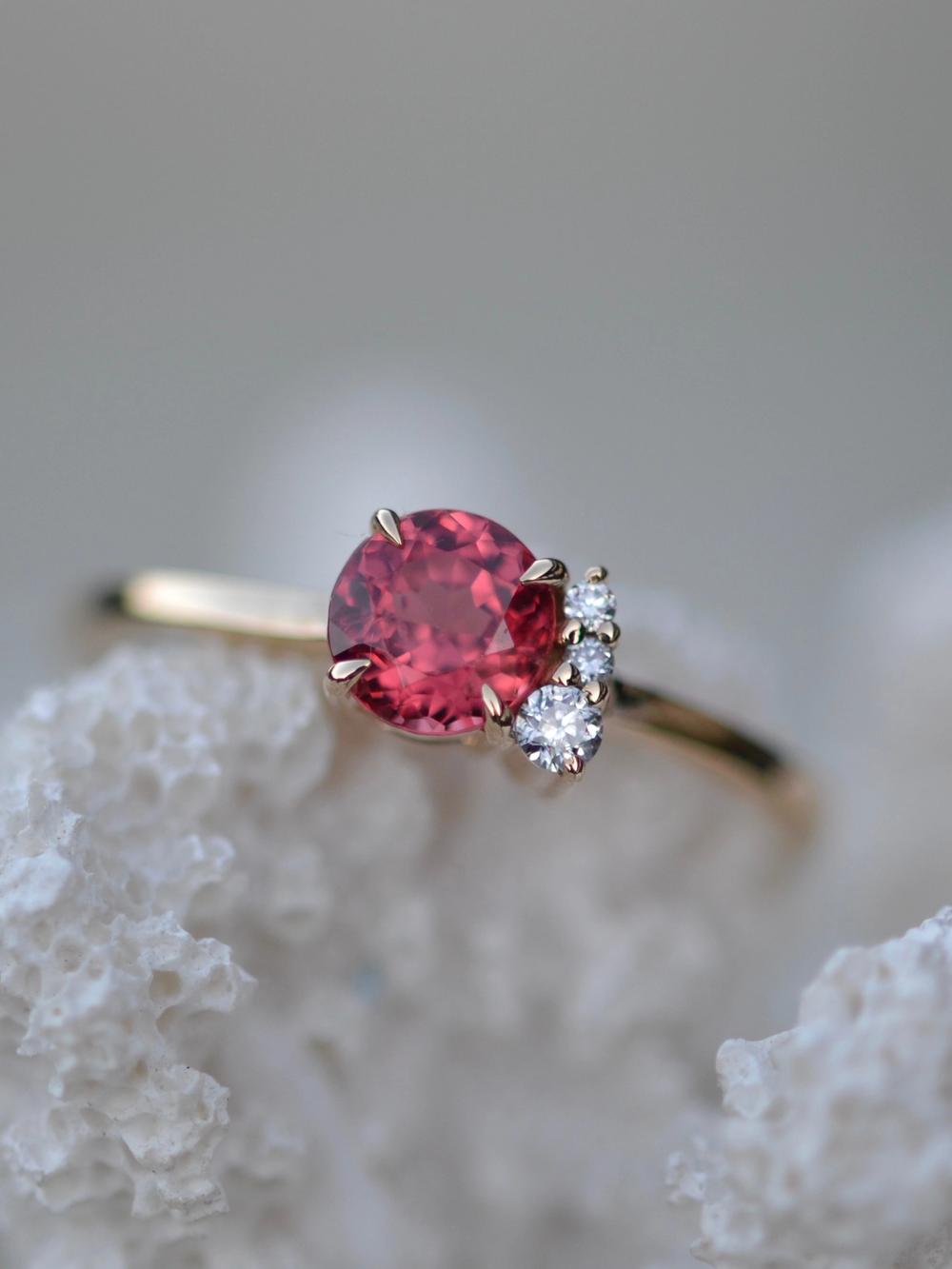 Spinel & Diamonds 