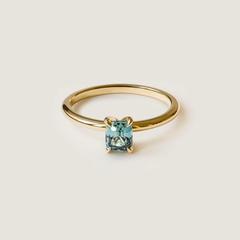 Nangi fine jewelry - blue sapphire ring in yellow gold
