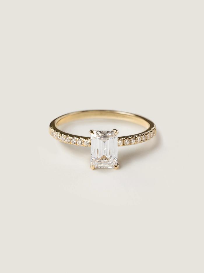 Nangi fine jewelry - white lab-grown diamond ring in gold