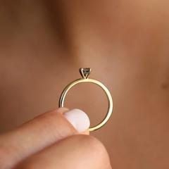 Nangi fine jewelry - green ring in gold