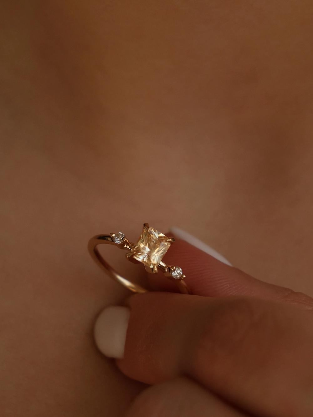 Peach Flamingo & Two Sprinkled Diamonds
