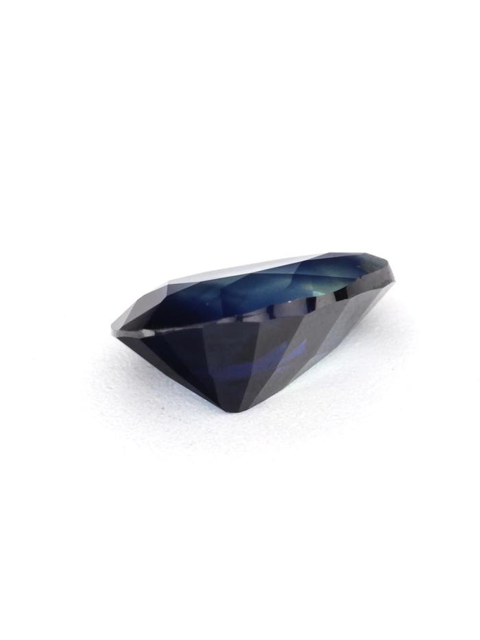 Nangi fine jewelry - blue gemstone in gold