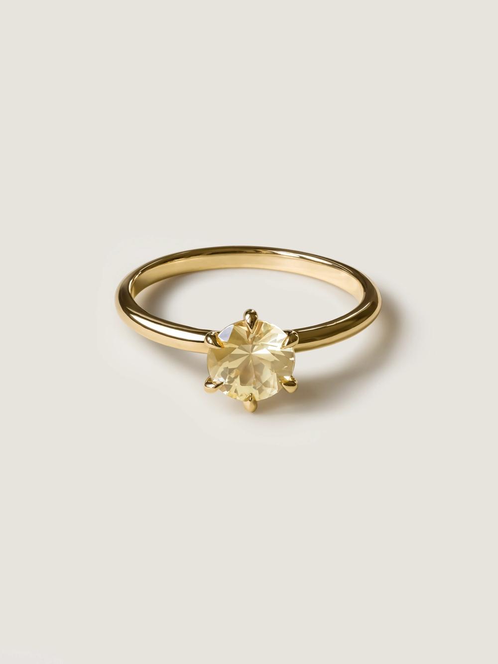 Golden Monsoon Round Sapphire Ring
