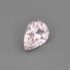 Nangi fine jewelry - pink gemstone in gold
