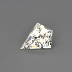Nangi fine jewelry - champagne sapphire gemstone in gold