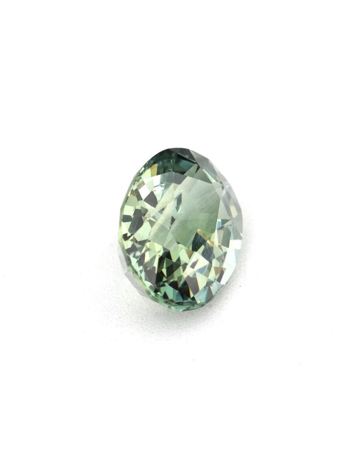 Nangi fine jewelry - green gemstone in gold