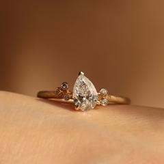 Nangi fine jewelry - ring in yellow gold