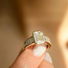 Nangi fine jewelry - white ring in gold