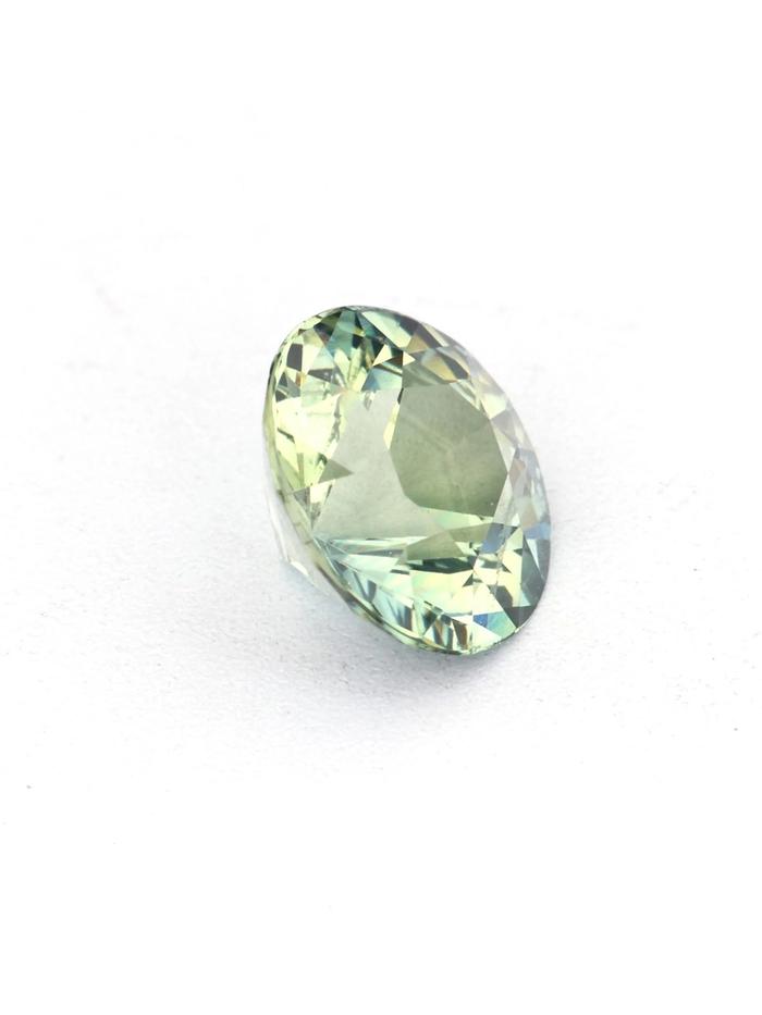 Nangi fine jewelry - green gemstone in gold