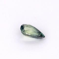 Nangi fine jewelry - green sapphire gemstone in gold