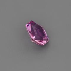 Nangi fine jewelry - pink sapphire gemstone in gold